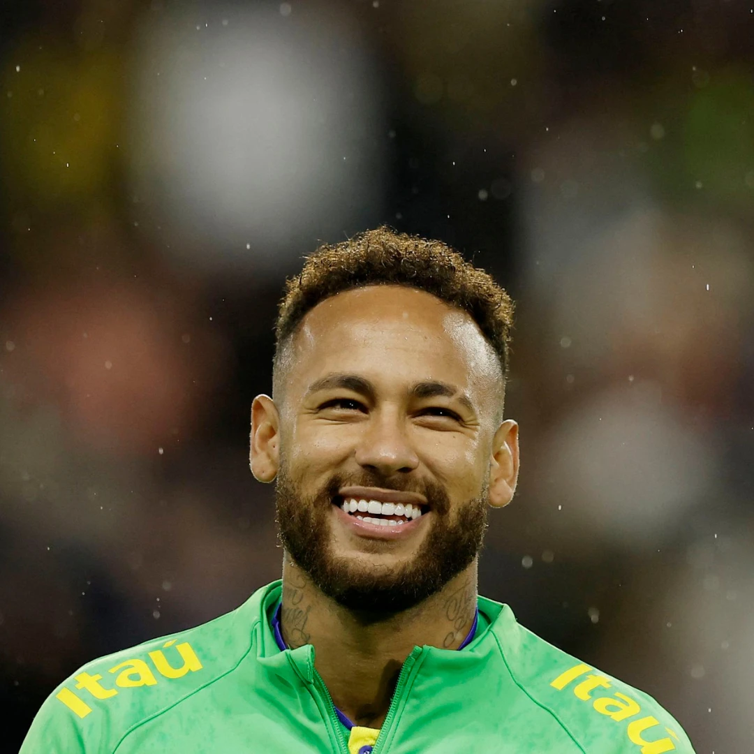 j7sports-neymar-returns-to-paris-saint-germain-after-surgery